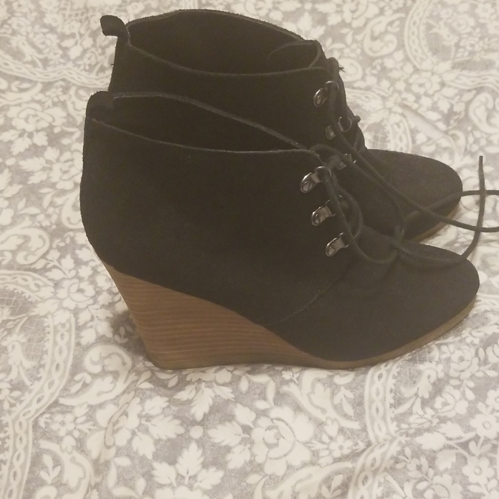 Wedge booties